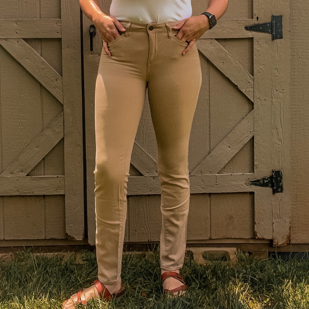 *TALL* Eddie Bauer Slightly Curvy Slim Straight Khaki Dress Pants